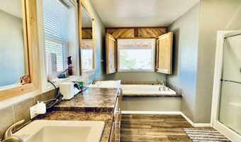 934 Cedar St, Ash Fork, AZ 86320
