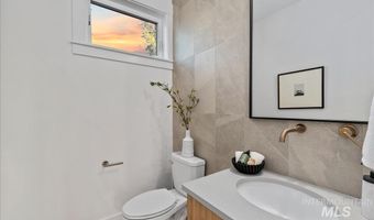 3255 W Moore St, Boise, ID 83702