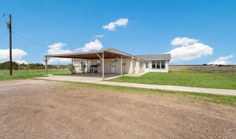 10886 MACAWAY Rd, Adkins, TX 78101