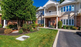 62 Sarah Ct, Amityville, NY 11701