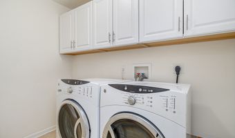 15 Caldwell Ter, Danbury, CT 06810
