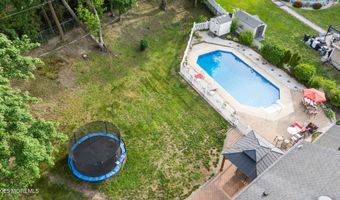 48 Cambridge Dr, Aberdeen, NJ 07747