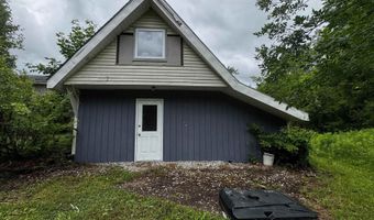 118 Foster Dr, Bennington, VT 05201