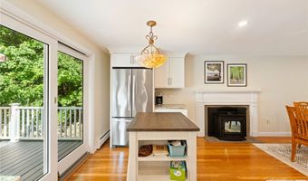 505 Cedar Ave, East Greenwich, RI 02818