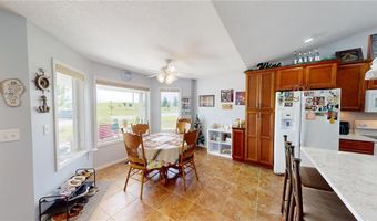 1987 Paradise Rd, Albert Lea, MN 56007