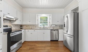 14002 S Guegnon St, Abbeville, LA 70510