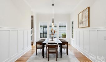 1412 Kennon St, Charlotte, NC 28205