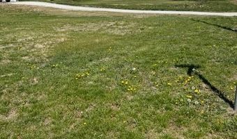 813 16th St, Aurora, NE 68818