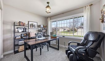800 Kaitlynn Ave, Anamosa, IA 52205