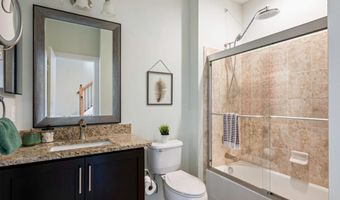 2216 MAIN LINE Blvd, Alexandria, VA 22301