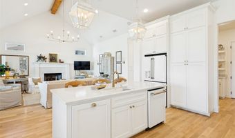 217 Catbird Trl, Aledo, TX 76008