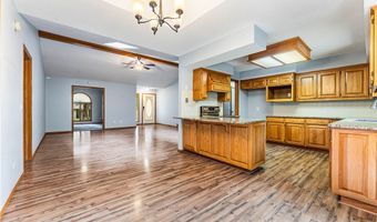 7 Cherhill Dr, Bella Vista, AR 72714