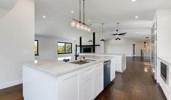 1080 Landavo Rancho Rd, Escondido, CA 92027