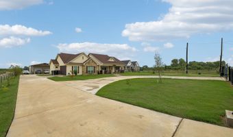 9691 Crow Ln, Adkins, TX 78101