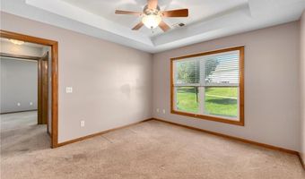 15628 Landauer Cir, Basehor, KS 66007