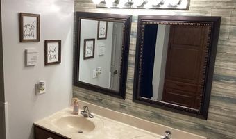 451 3RD Ave, Bellmawr, NJ 08031