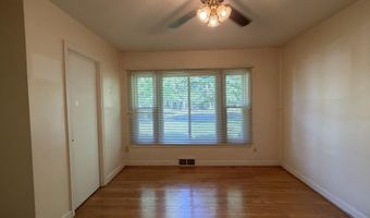 418 N 2nd St, Bardstown, KY 40004