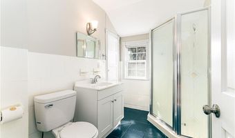 97 Williams Ave, East Providence, RI 02914