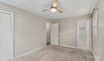 47 Pensacola Ave, Arden, NC 28704