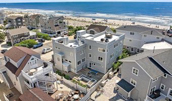 10 11TH St, Beach Haven, NJ 08008