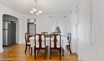125 Eighth St, Belford, NJ 07718