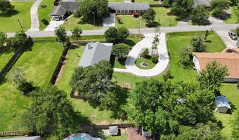 241 Bismark St, Bay St. Louis, MS 39520