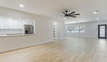 175 Saint Charles Ave, Biloxi, MS 39530