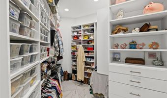 7 Alby St 2, Alton, IL 62002