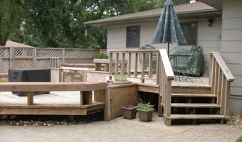 1899 Eisenhower Cir, Aberdeen, SD 57401