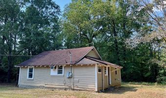 3067 Sr 18, West Point, GA 31833