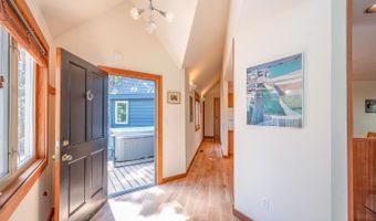 2383 Chamonix Dr, Arnold, CA 95223