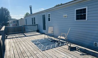 629 Old Snow Hill Rd, Ayden, NC 28513