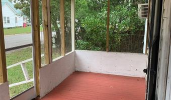 606 W 7th St, Alma, GA 31510