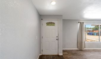 16050 Pawnee Rd, Apple Valley, CA 92307