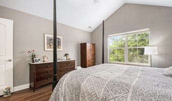 933 Bridge Crest Dr SE, Ada, MI 49301