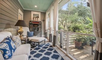 9 Bajala Dr E, Beaufort, SC 29907