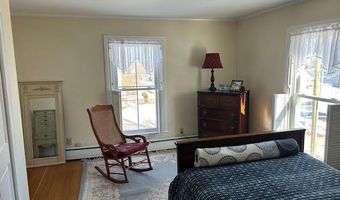 41 Grove St, Belfast, ME 04915