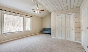 223 Cherokee Rd, Andover, NJ 07848