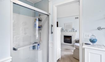 65 Chestnut Way Cir, Barnegat, NJ 08005