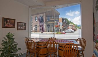 342 S Monroe St, Alderson, WV 24910