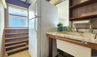 1418 Kuahaka St, Pearl City, HI 96782