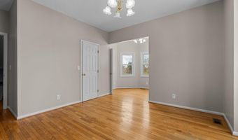 5971 Creekview Ct, Ann Arbor, MI 48108