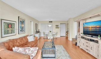 3731 N Country Club Dr 826, Aventura, FL 33180