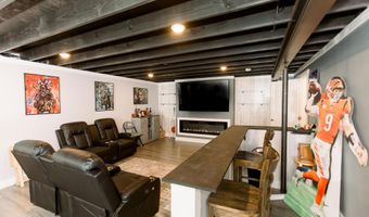 9739 Sweetwater Ln, Alexandria, KY 41001