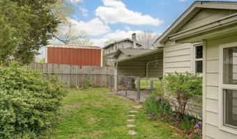 312 S Park Ave, Aurora, MO 65605