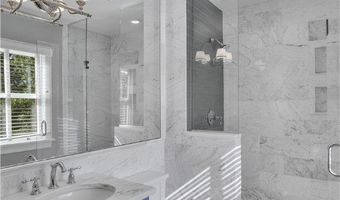 109 Lakeland Dr, Adams Twp., PA 16046