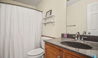 916 S Patrician Ct, Brandon, SD 57005