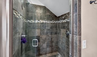 3190 NE Delmas St, Bend, OR 97701