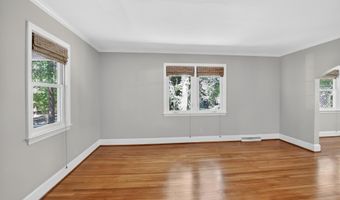 512 Carrison St, Camden, SC 29020