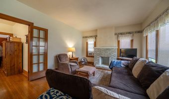 602 W ADAMS St, Abingdon, IL 61410